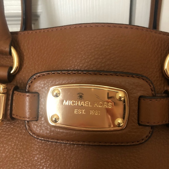 New MK purse - Picture 6 of 6